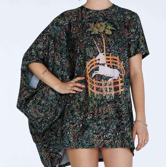 Blackmilk Tops - Blackmilk Unicorn in Captivity Super Drape